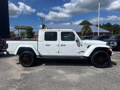2022 Jeep Gladiator Overland