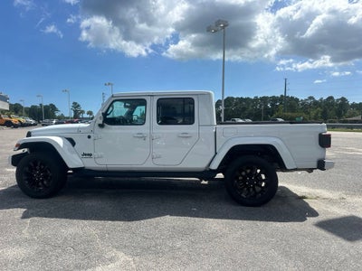 2022 Jeep Gladiator Overland