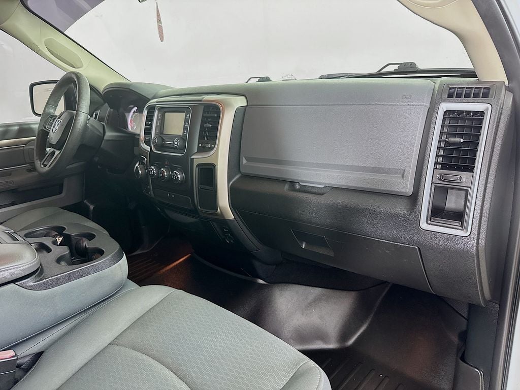 2018 RAM 1500 SLT