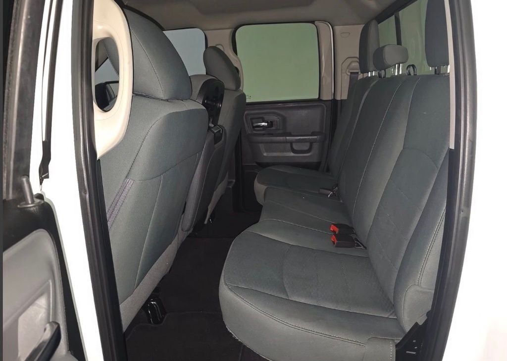 2018 RAM 1500 SLT