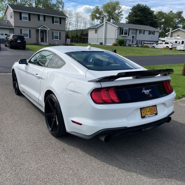 2022 Ford Mustang EcoBoost