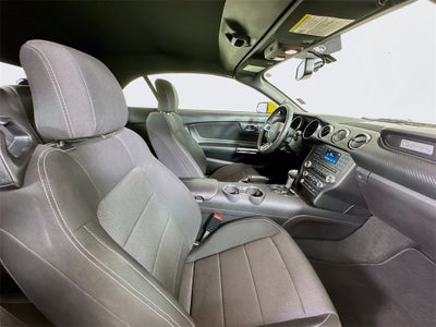 2017 Ford Mustang V6