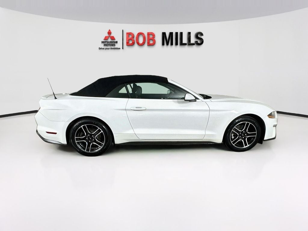 2022 Ford Mustang EcoBoost Premium