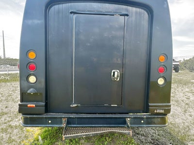 2007 Ford E-450SD Base