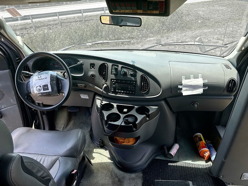 2007 Ford E-450SD Base