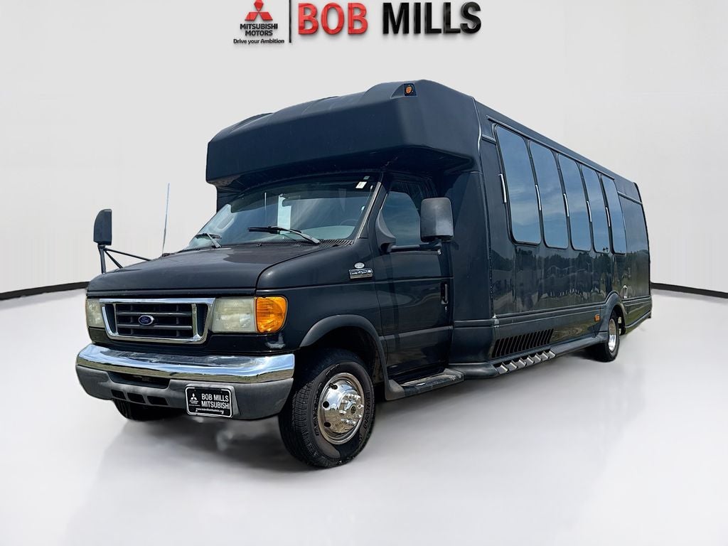 2007 Ford E-450SD Base