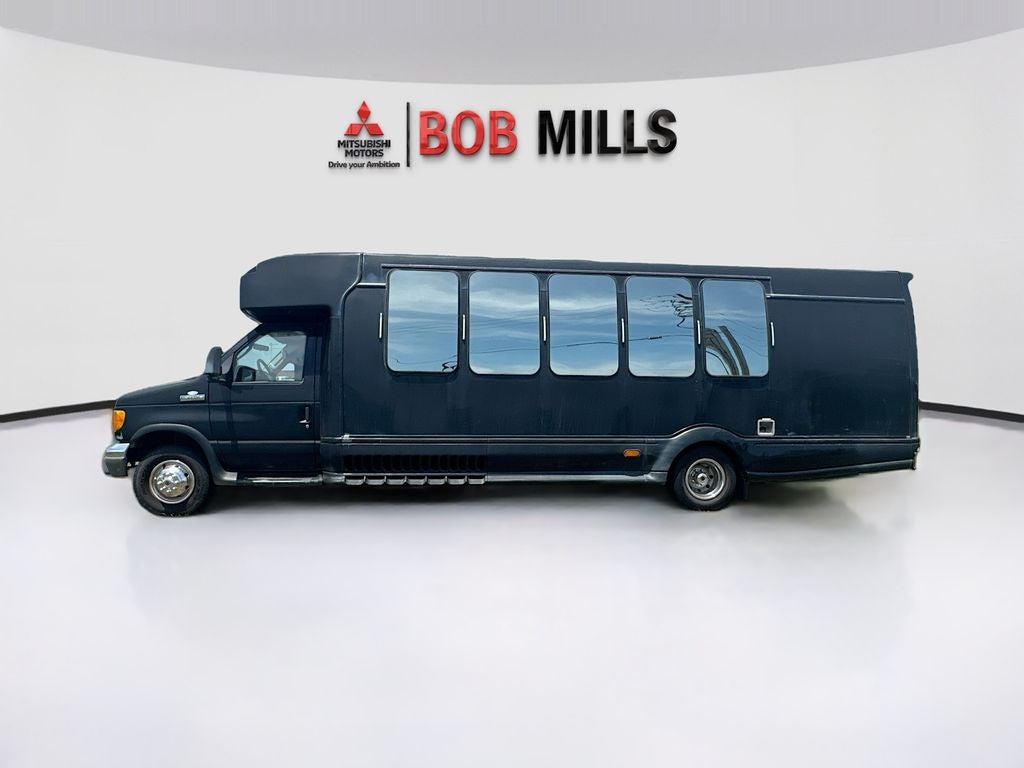 2007 Ford E-450SD Base
