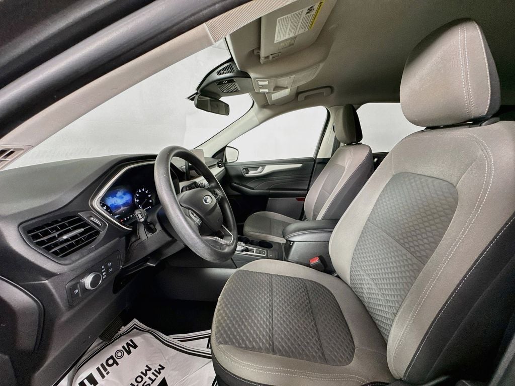 2021 Ford Escape Hybrid SE
