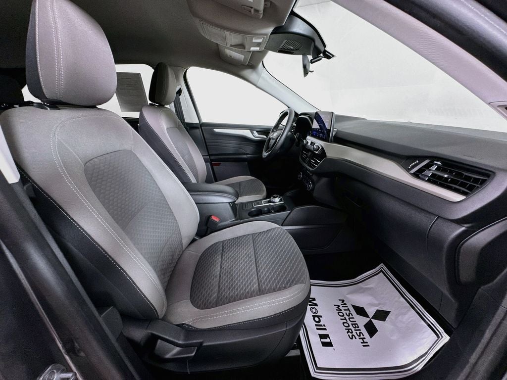 2021 Ford Escape Hybrid SE