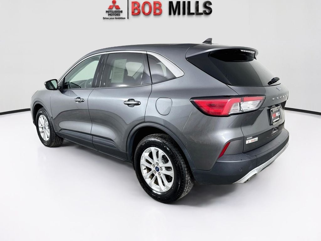 2021 Ford Escape Hybrid SE