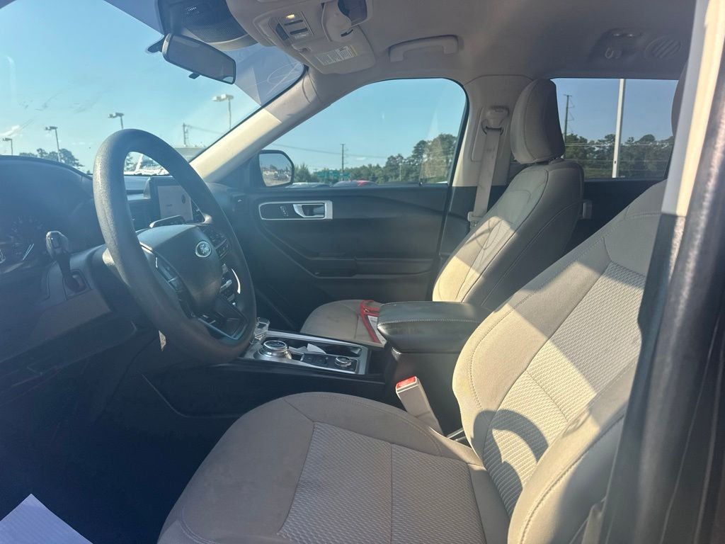 2022 Ford Explorer Base
