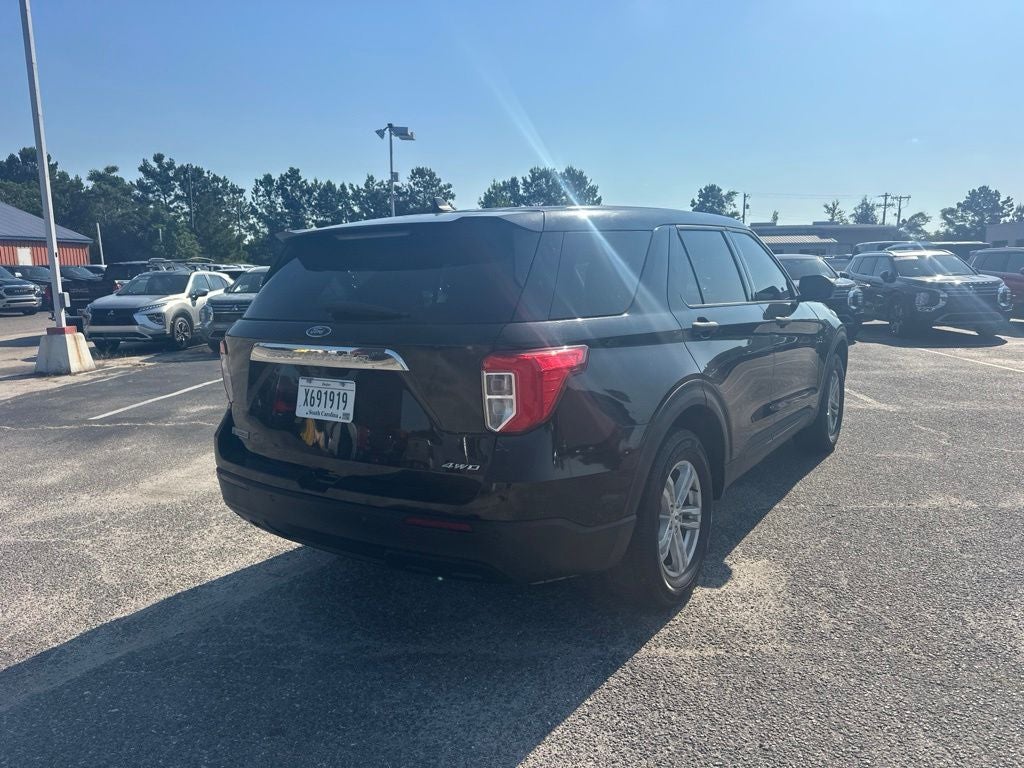 2022 Ford Explorer Base