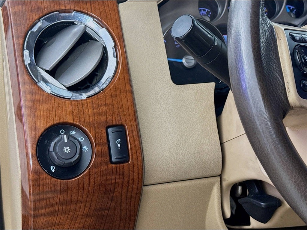 2016 Ford F-350SD King Ranch DRW