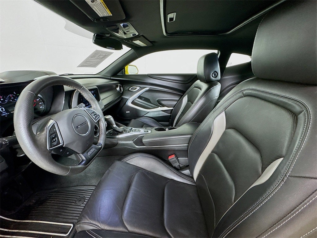 2017 Chevrolet Camaro 2LT 2LT