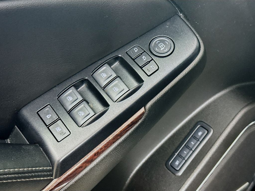 2020 GMC Yukon XL SLT