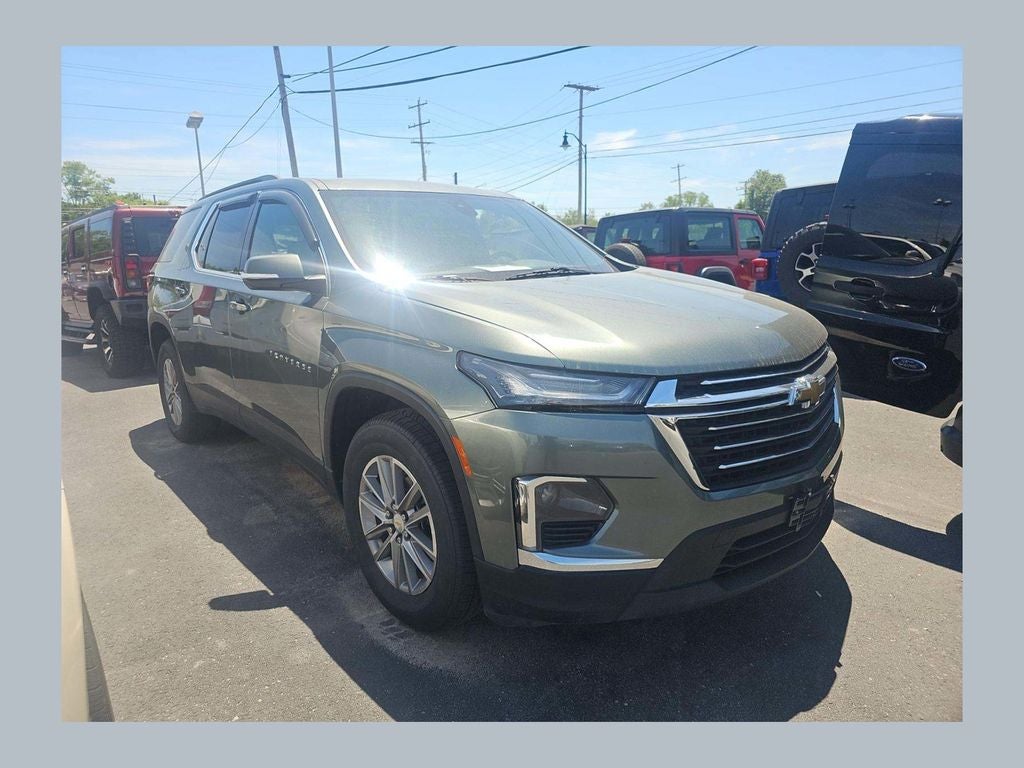 2022 Chevrolet Traverse LT Leather