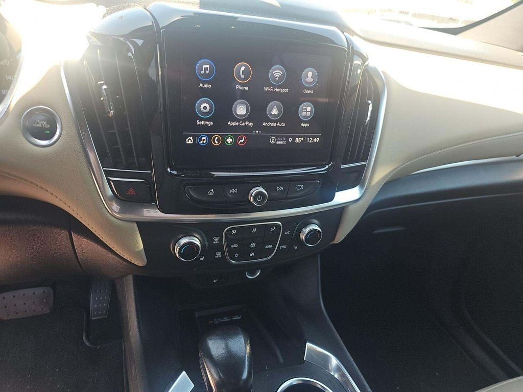 2022 Chevrolet Traverse LT Leather