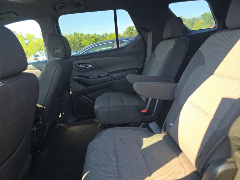2023 Chevrolet Traverse LT Cloth w/2FL
