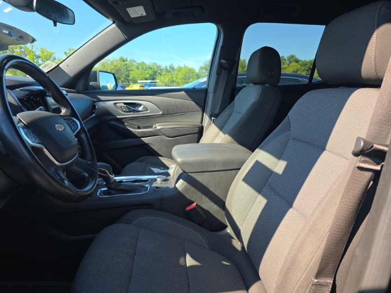 2023 Chevrolet Traverse LT Cloth w/2FL