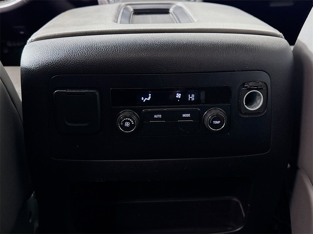 2015 Chevrolet Suburban LT