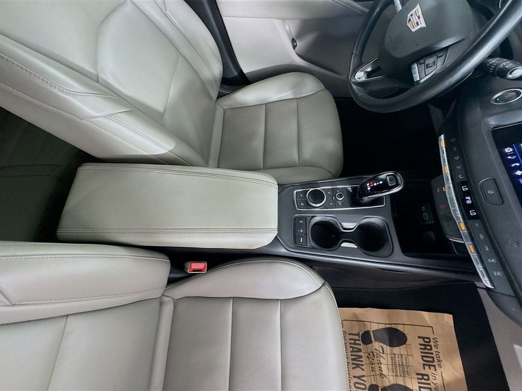 2020 Cadillac XT4 Premium Luxury