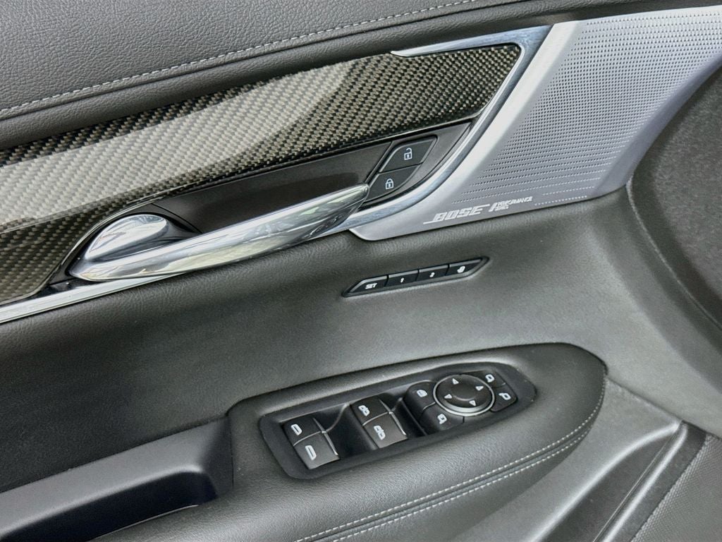 2023 Cadillac XT6 Sport