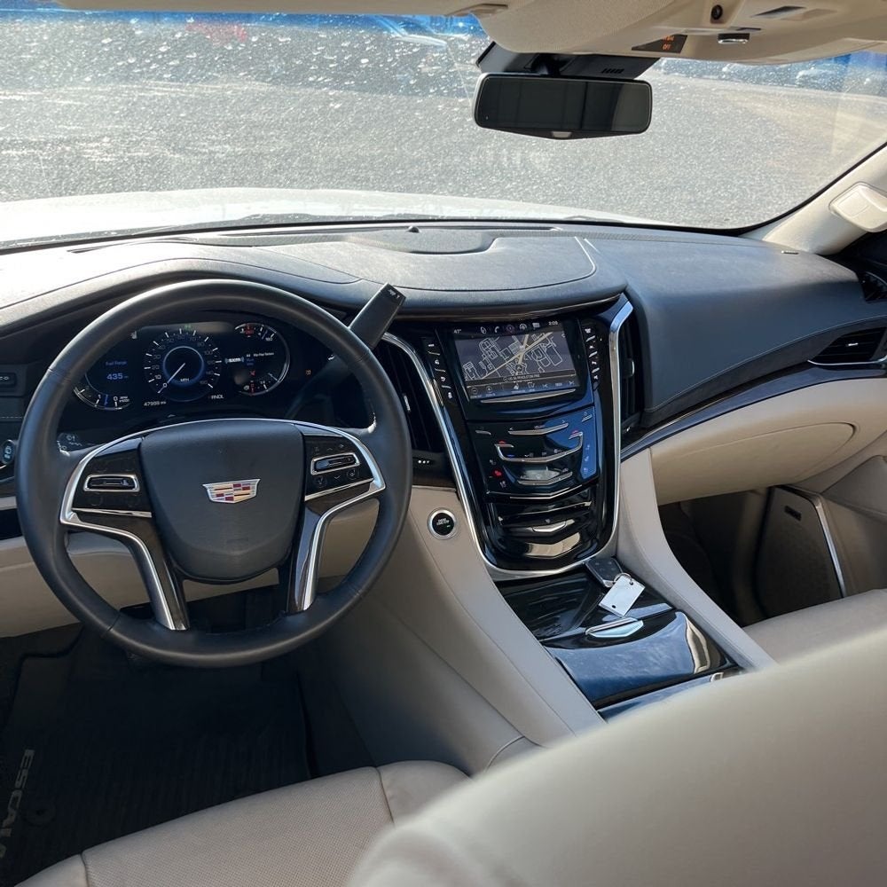 2018 Cadillac Escalade Luxury