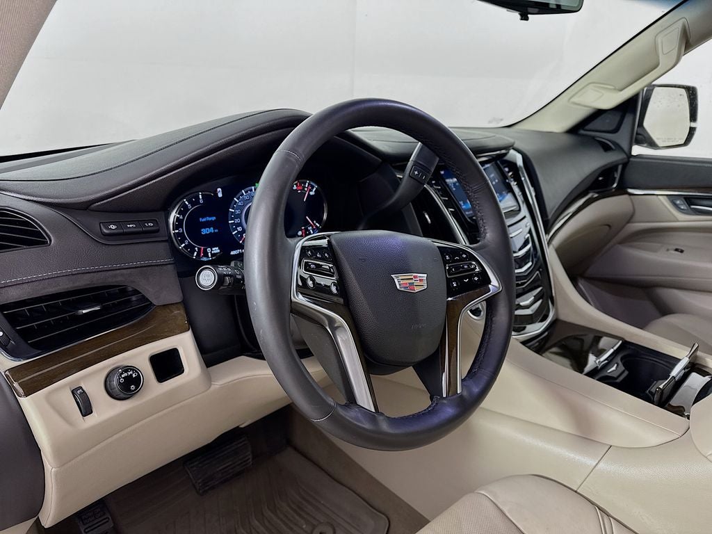 2018 Cadillac Escalade Luxury