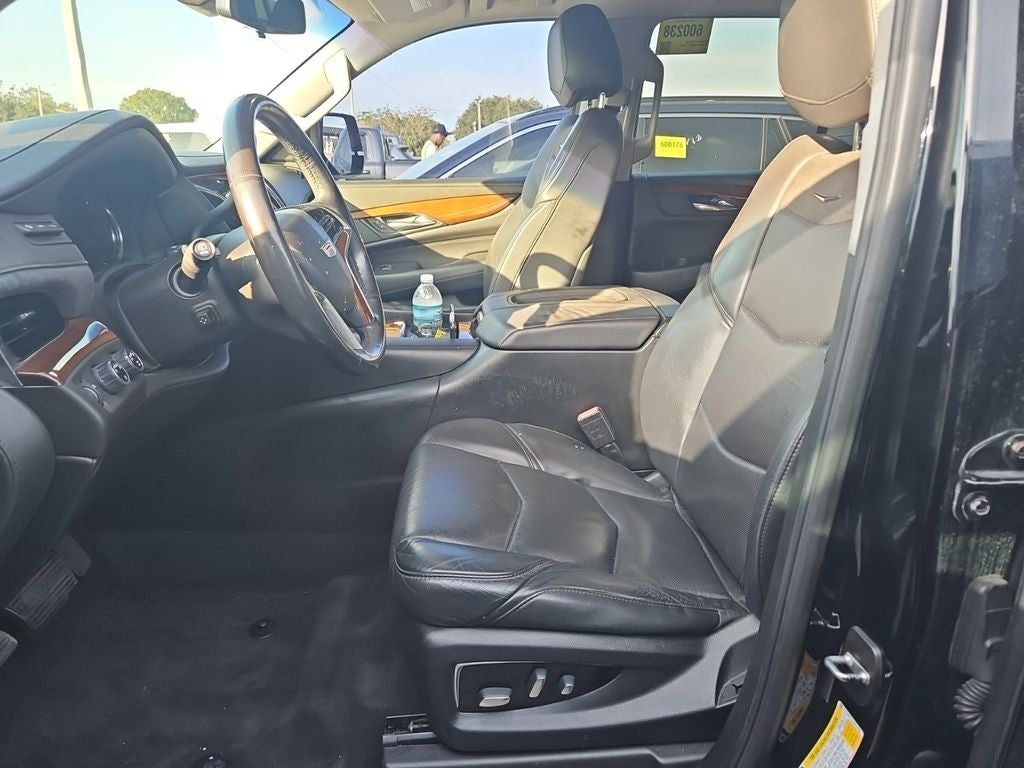 2018 Cadillac Escalade Luxury