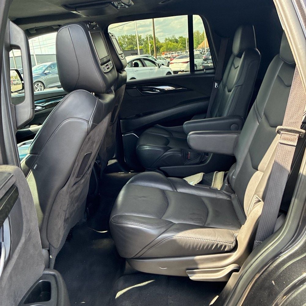 2017 Cadillac Escalade Platinum Edition