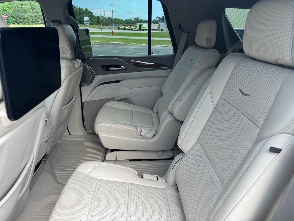2023 Cadillac Escalade Sport Platinum