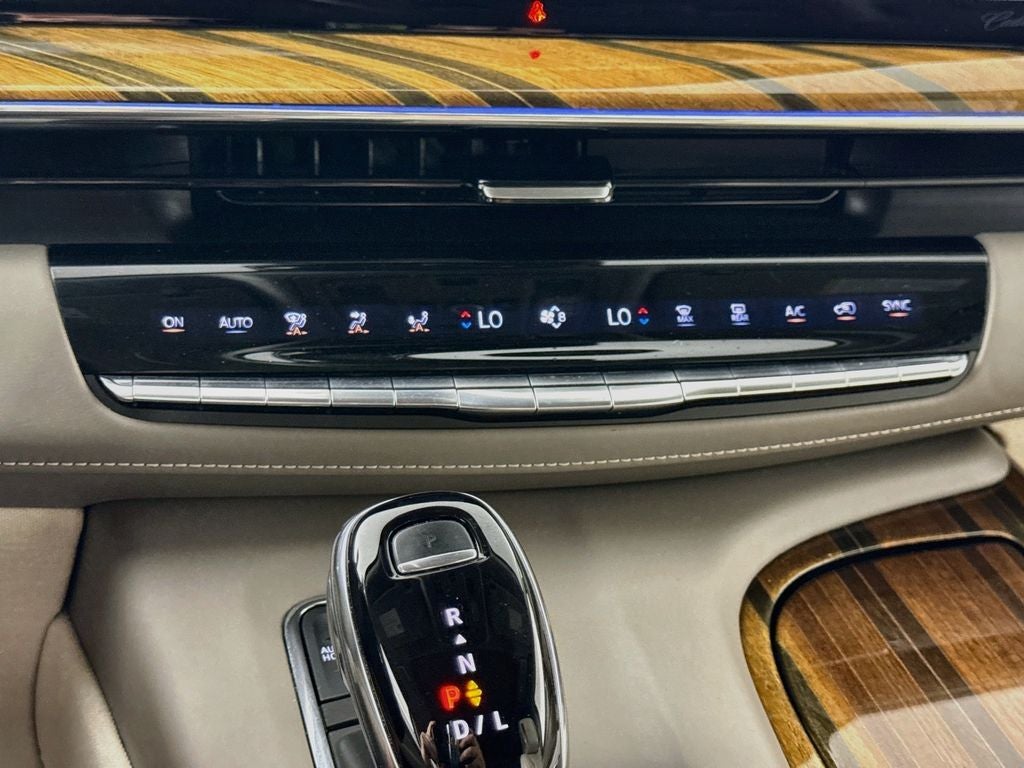 2023 Cadillac Escalade Sport Platinum