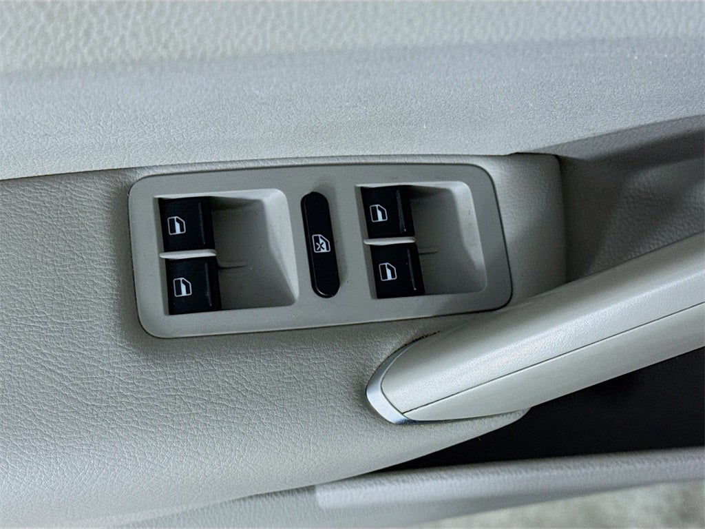 2018 Volkswagen Passat 2.0T S