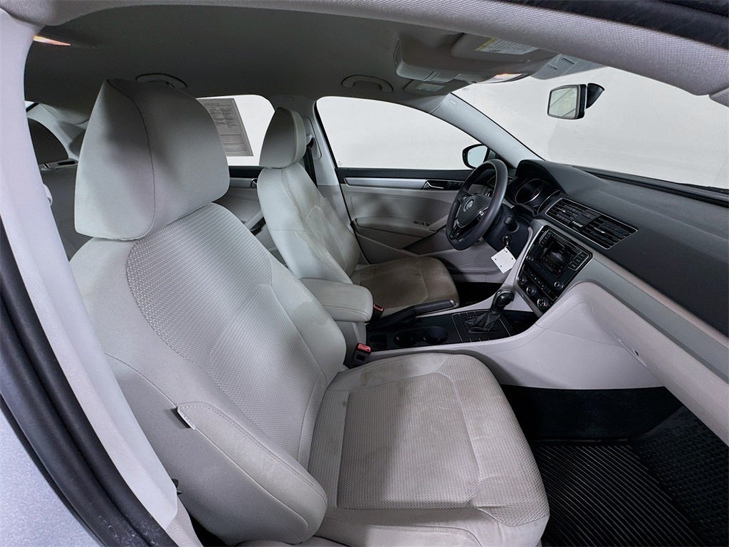 2018 Volkswagen Passat 2.0T S