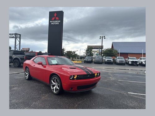 2015 Dodge Challenger SXT