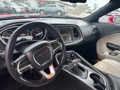 2015 Dodge Challenger SXT