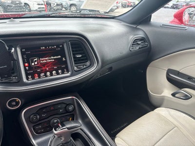 2015 Dodge Challenger SXT