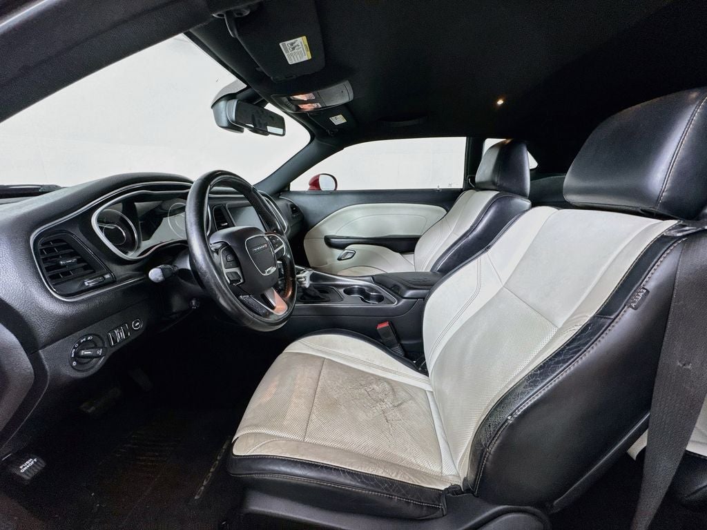 2015 Dodge Challenger SXT