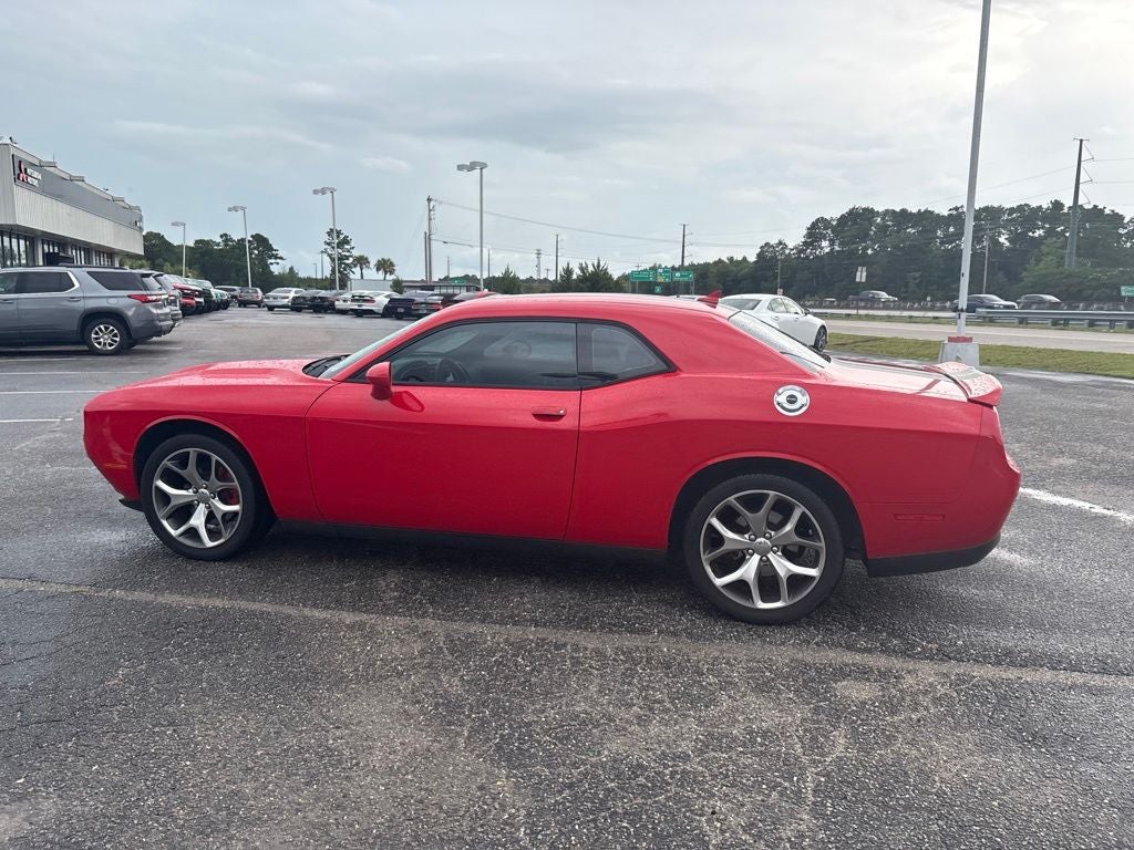 2015 Dodge Challenger SXT