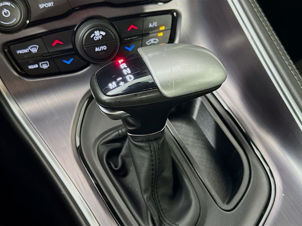 2018 Dodge Challenger R/T Shaker