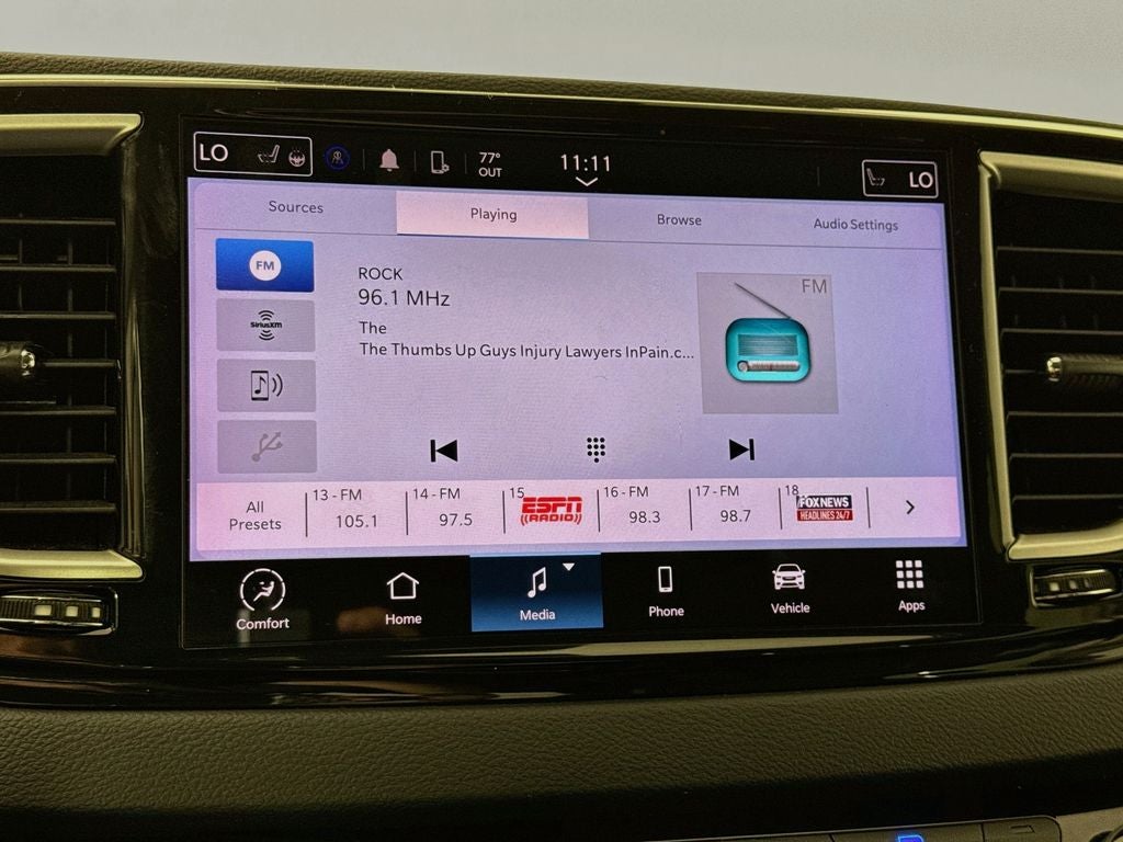 2024 Chrysler Pacifica Touring L