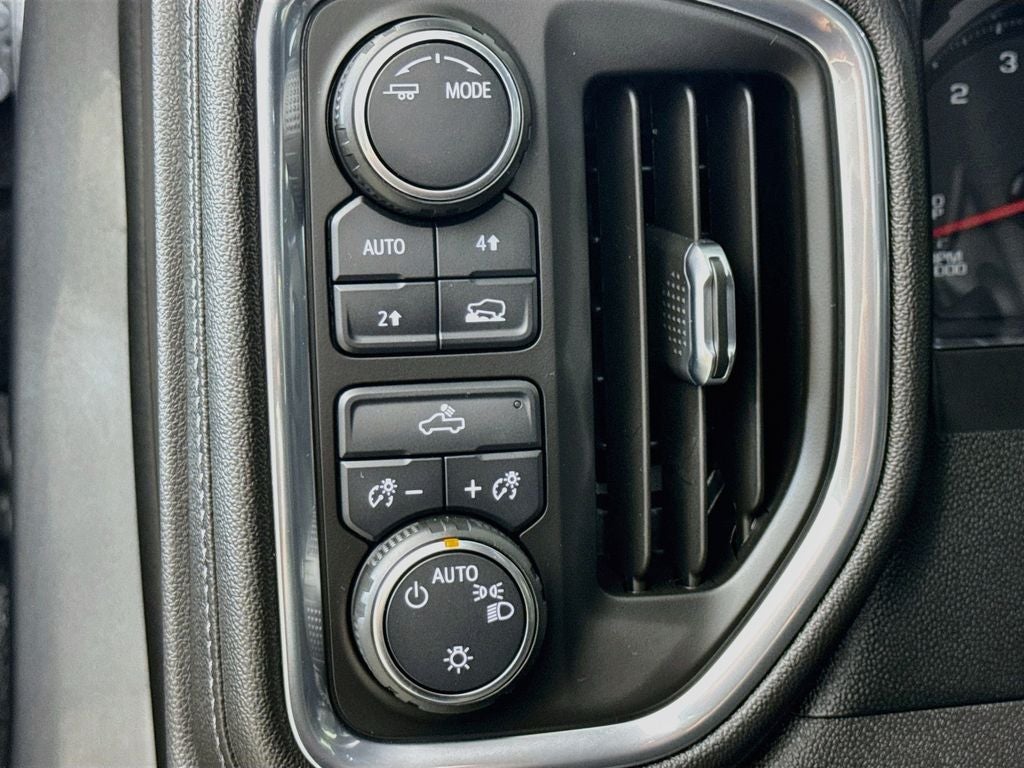 2021 Chevrolet Silverado 1500 LT LT1