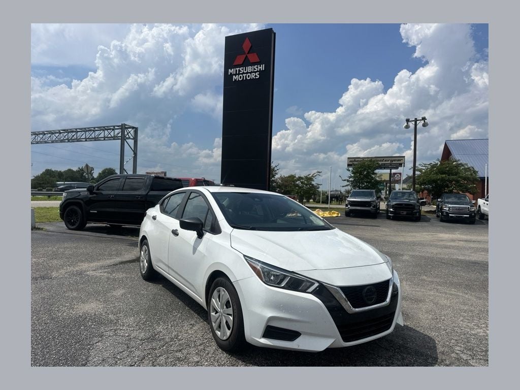 2020 Nissan Versa 1.6 S