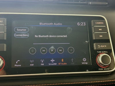 2019 Nissan Kicks SR