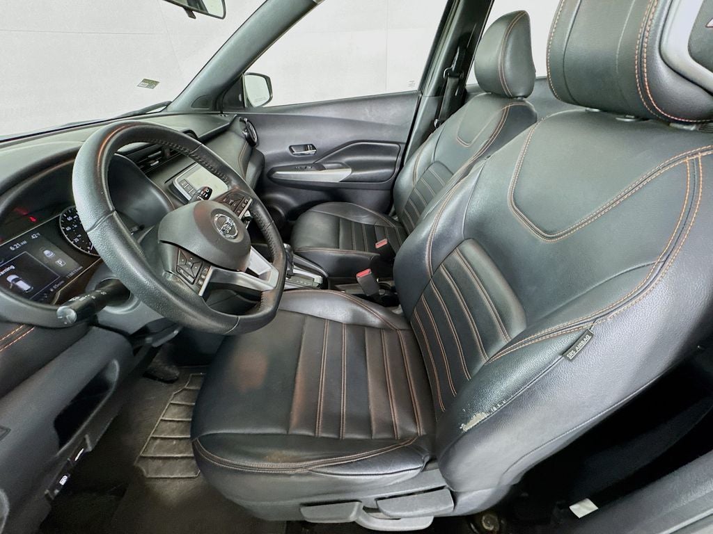 2019 Nissan Kicks SR