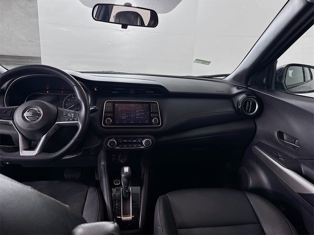 2019 Nissan Kicks SR
