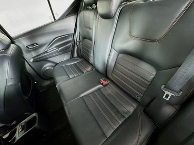 2019 Nissan Kicks SR