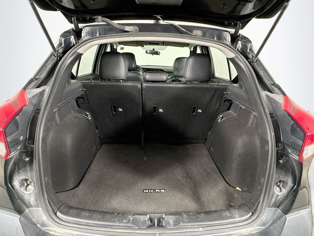 2019 Nissan Kicks SR