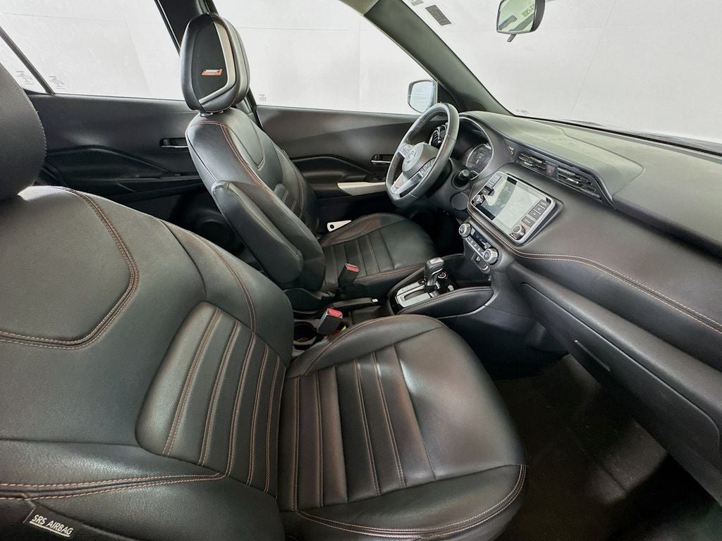 2019 Nissan Kicks SR