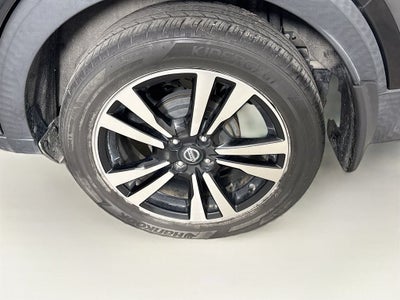 2019 Nissan Kicks SR